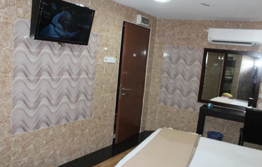 Quad Room